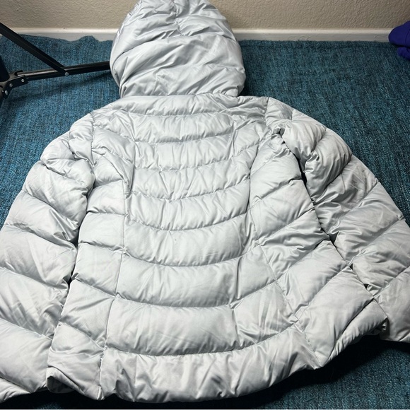 Patagonia Women's Downtown Jacket Down Filled Duck Down Puffer Jacket in Grey - Picture 4 of 9